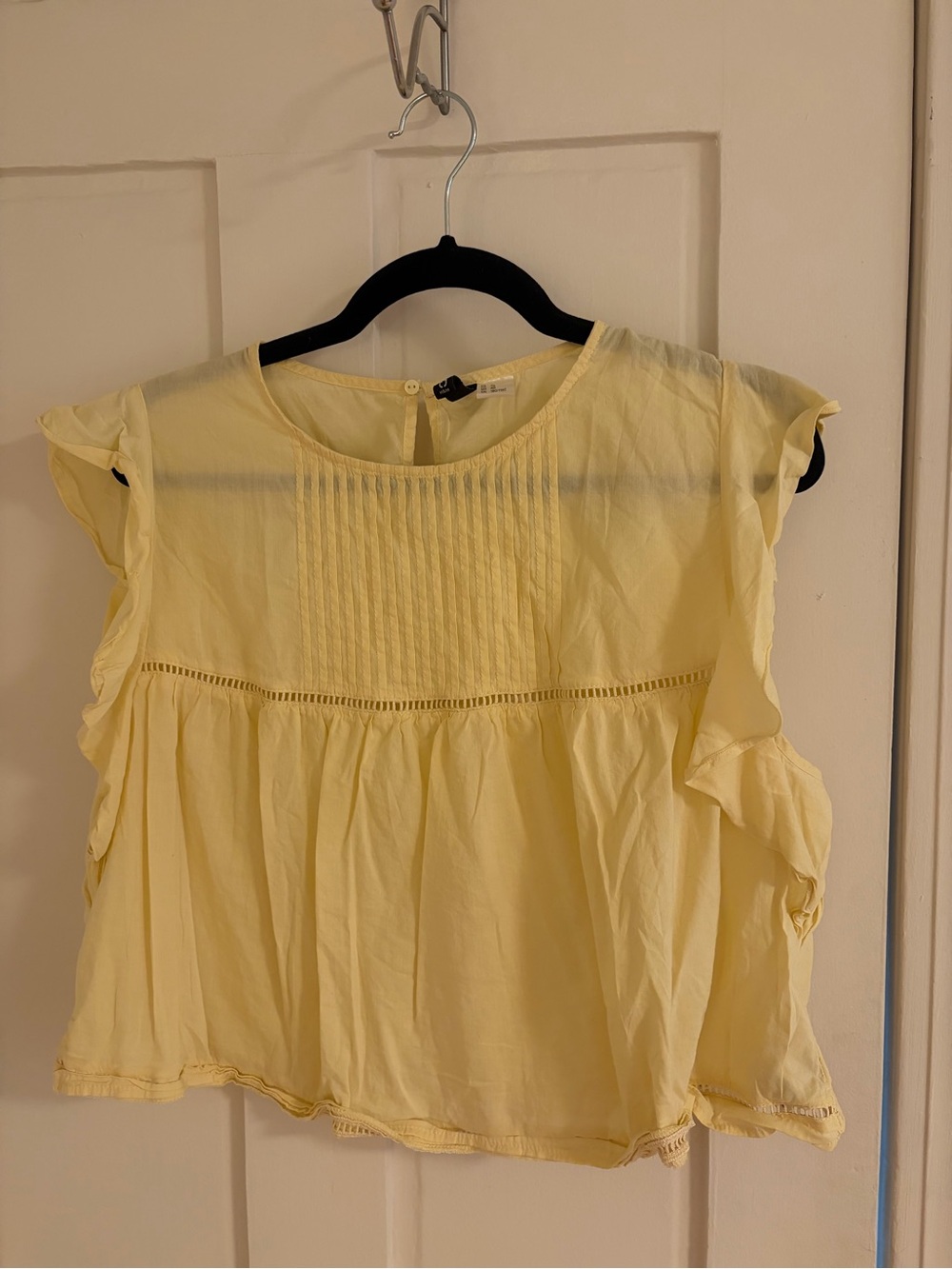 H&M Soft Yellow Ruffle Sleeve Pintuck Blouse